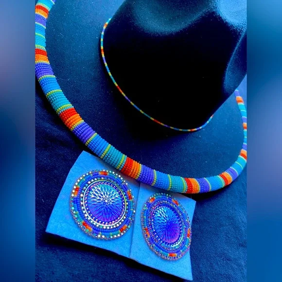 Accessories | Hand Beaded Hat With Matching Earrings Set  display picture 2
